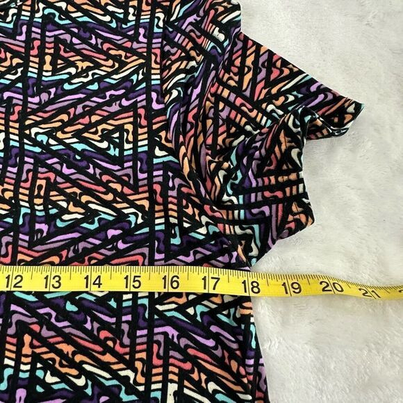 LuLaRoe Size S Carly High Low Tee Shirt Dress Rainbow Aztec Tribal Print Casual - Picture 8 of 9